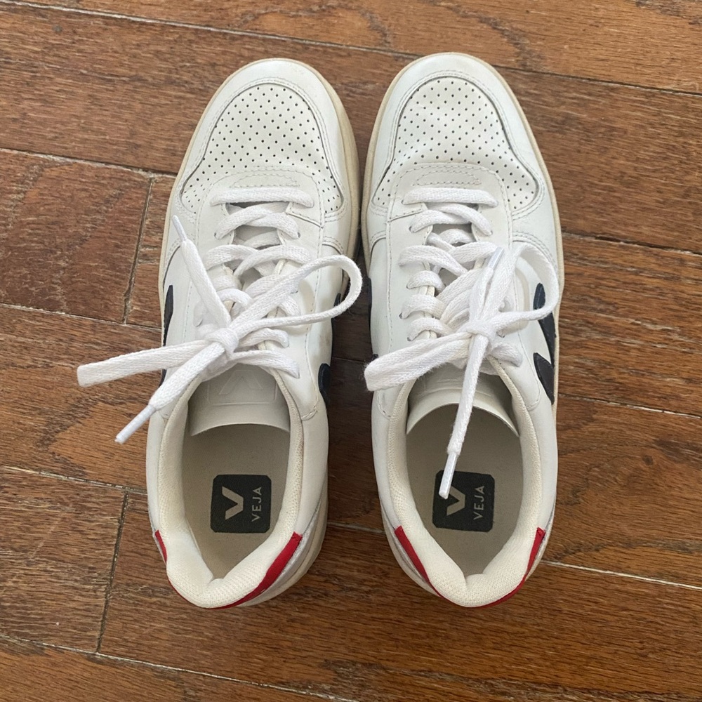 Women’s Veja sneakers